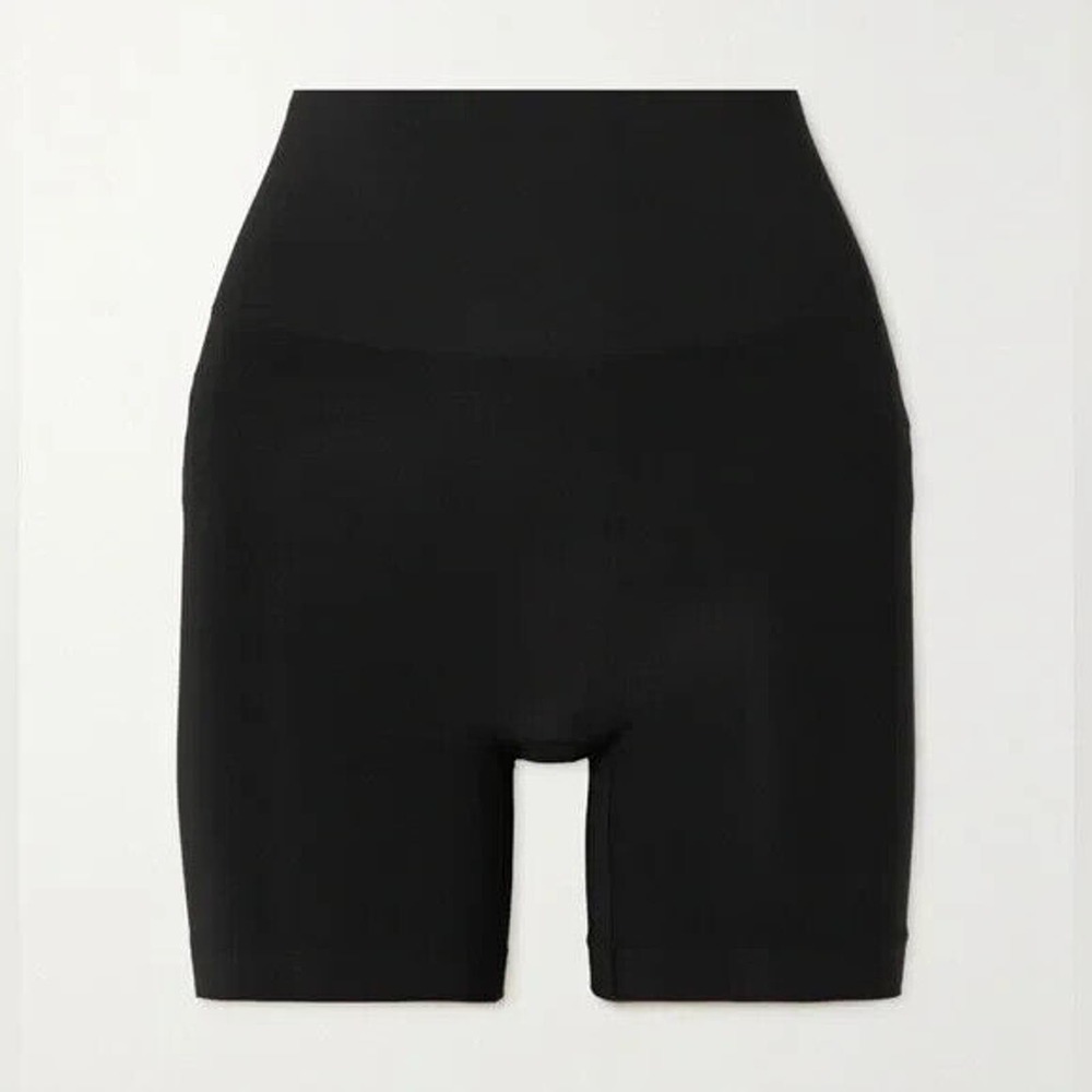 Skims Women Sz 2XL Black Soft Smoothing Seamless Mid Waist Shorts Tummy Control